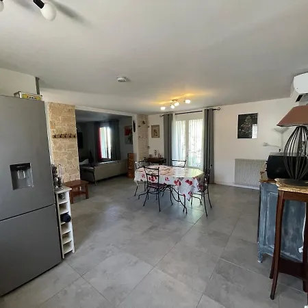 Grande Maison Climatisee Au Coeur Du Luberon